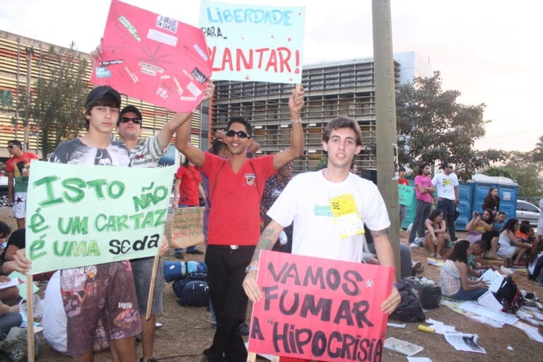 marcha2011__2a92702968_o-768x512