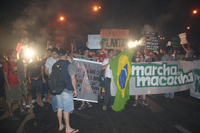 marcha2011__6401b6cdb3_o-768x512