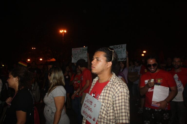marcha2011_b8af476316_o-768x512