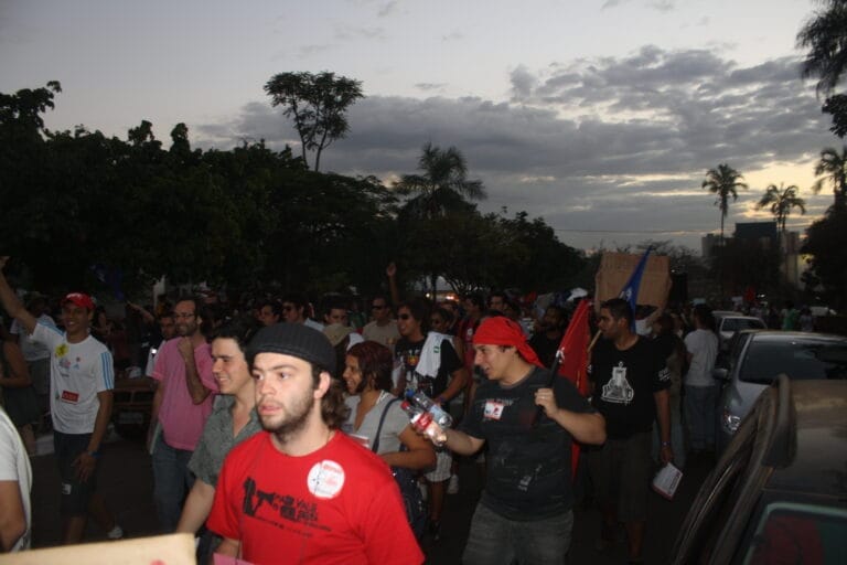 marcha2011_c0523e2cb1_o-768x512